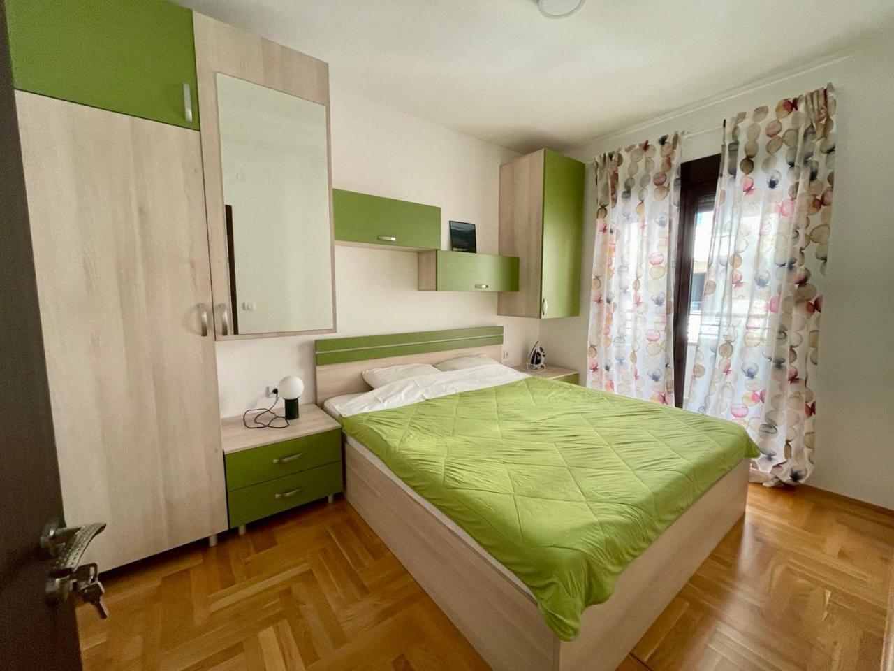 Akacia Oasis Cozy 1 Bedroom By The Sea Бечичи Экстерьер фото