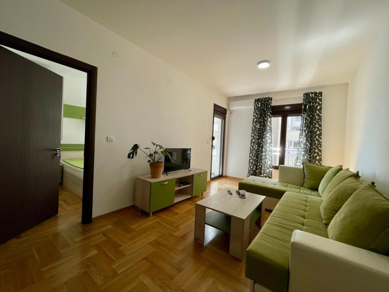 Akacia Oasis Cozy 1 Bedroom By The Sea Бечичи Экстерьер фото